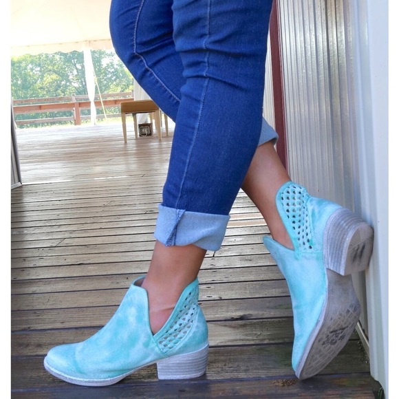 Corral/ Circle G Turquoise/Teal Cutout Shortie Western Boots/Bootie | NEW!! - Picture 1 of 16